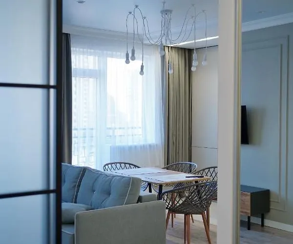 51 перлина біля моря *