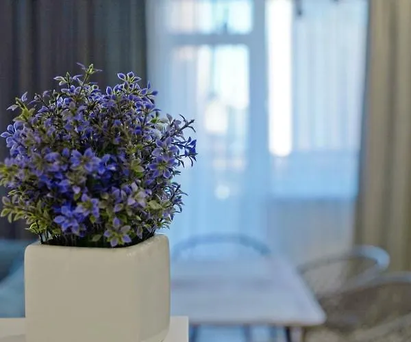 51 перлина біля моря