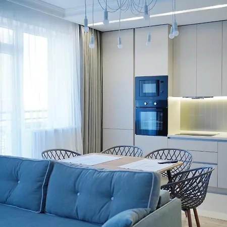 51 перлина біля моря *