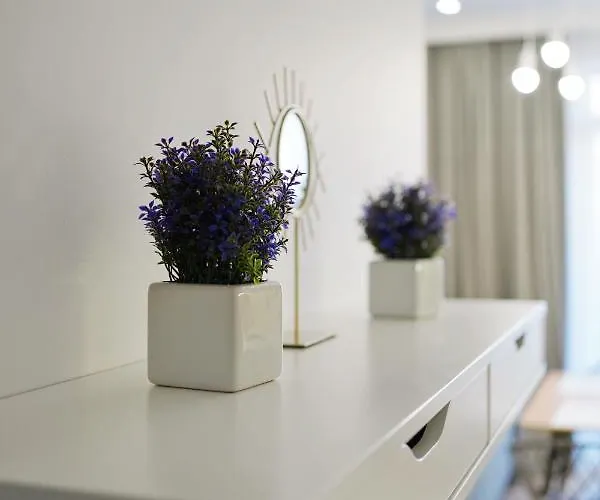 51 перлина біля моря *